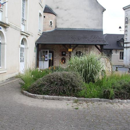 Gite Le Moulin Hotel Mezieres-en-Brenne Exterior photo